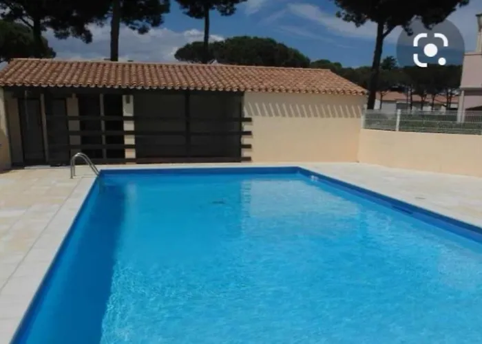 Apt T2/4 Pers/ Rez De Jardin\\Pinede\\Piscine